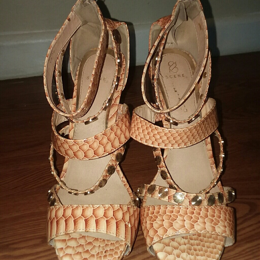 Peach heels
